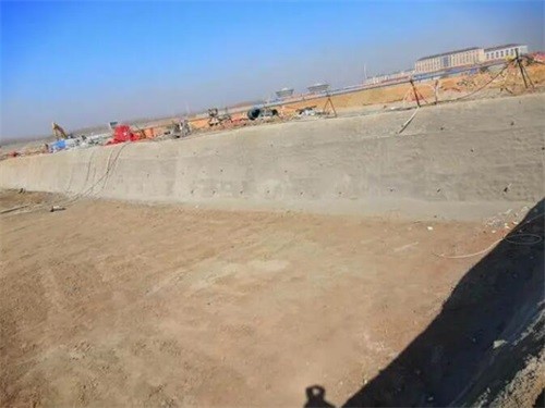 和平高铁桩基础建设